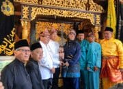 Sultan palembang, Sultan Iskandar Mahmud Badaruddin Sambut cawako – cawawako palembang Yudha-Bahar, dan mengusulkan agar dapat mengangkat Sultan Ahmad Najamuddin Pangeran Ratu bin Sultan Susuhunan Mahmud Badaruddin (SMB II) dan beberapa Sultan lainnya menjadi Pahlawan Nasional